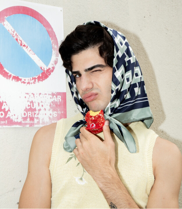 Eat My Socks Mandal Sa&ccedil; Toka // Apple