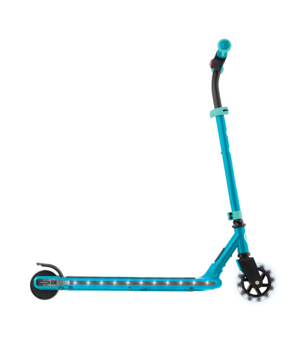 Globber One K E-Motion 6 Işıklı Elektrikli Scooter // Z&uuml;mr&uuml;t Yeşili