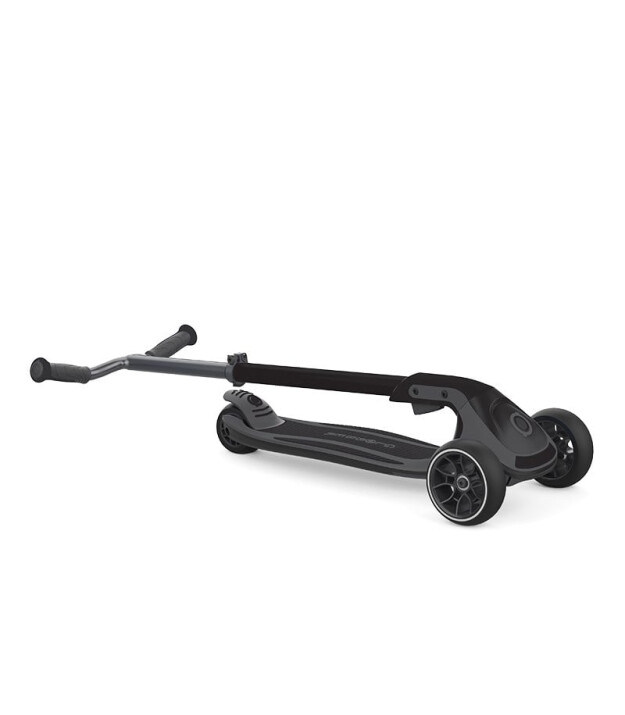 Globber Ultimum Scooter // Siyah