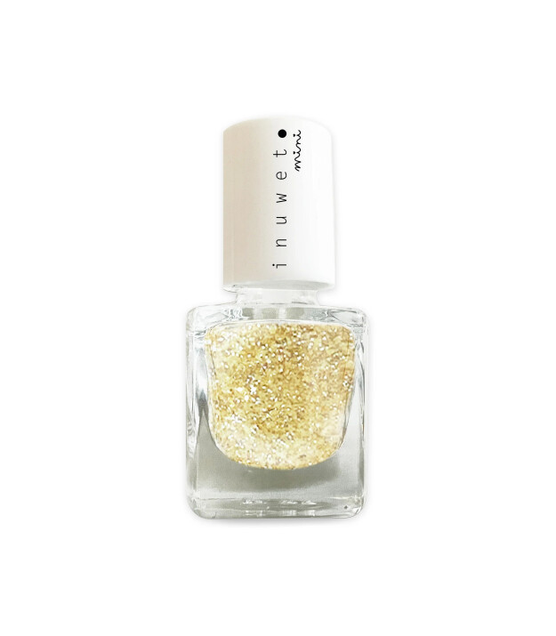 Inuwet Water Based Nail Polish // Gold