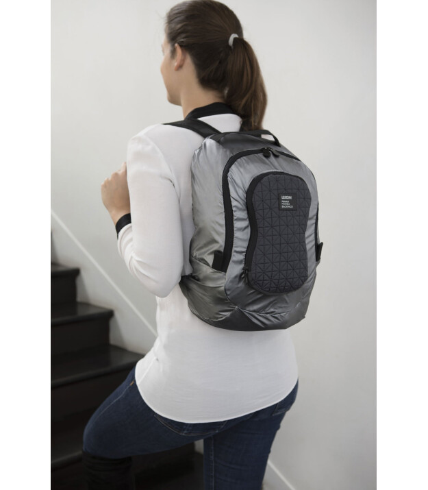 Lexon Peanut Katlanabilir Sırt &Ccedil;antası // Kırmızı