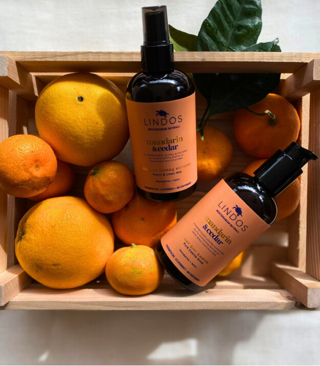 Lindos Soya Mumu // Mandarin & Cedar