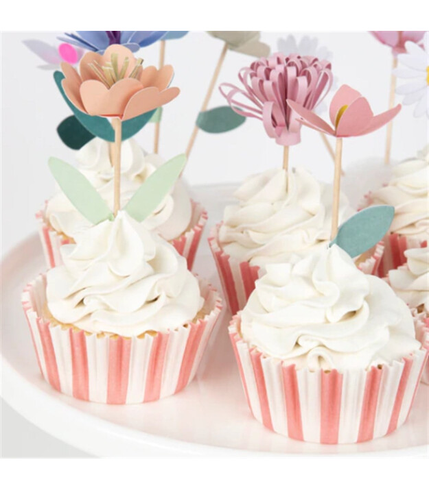 Meri Meri Cupcake Kit // &Ccedil;i&ccedil;ek Bah&ccedil;esi