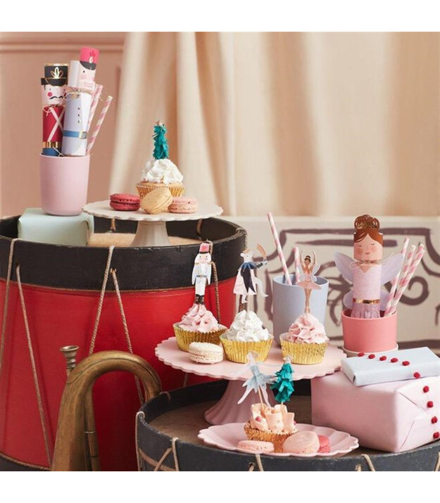 Meri Meri Cupcake Kit // Nutcrackerr
