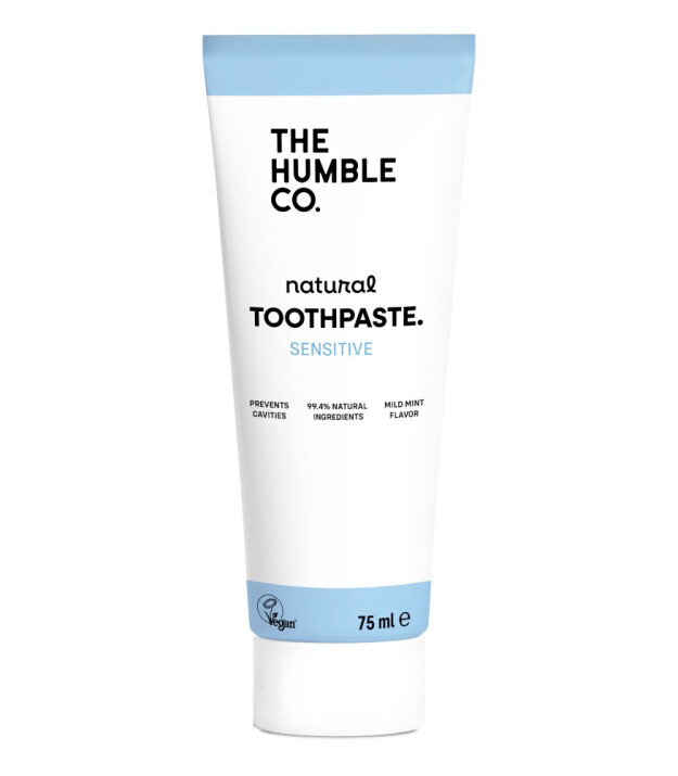 the Humble Co. Toothpaste Yetişkin Hassas Dişler için Diş Macunu // Natural